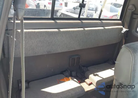 1998 Toyota Tacoma from USA, damaged, VIN 4TAVL52N4WZ008251